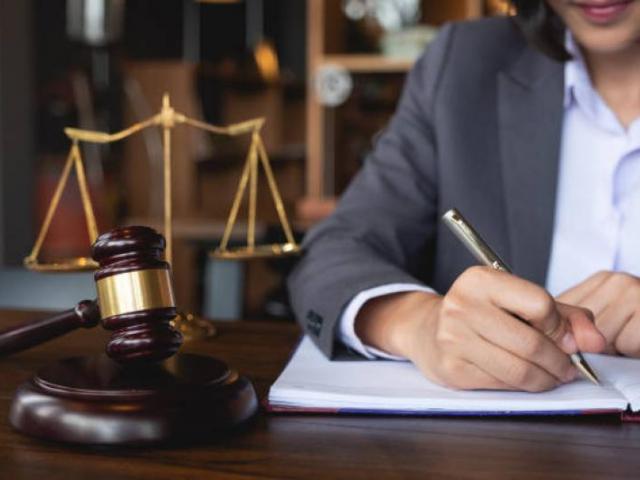 Адвокат по семейным делам Виноградарь. Развод через суд