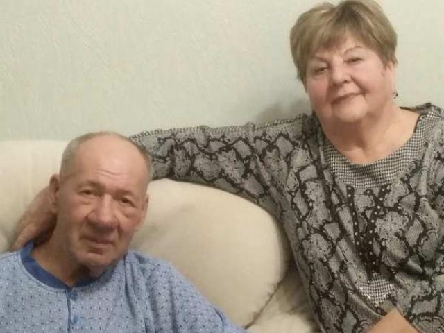 Помічниця по дому літній парі
